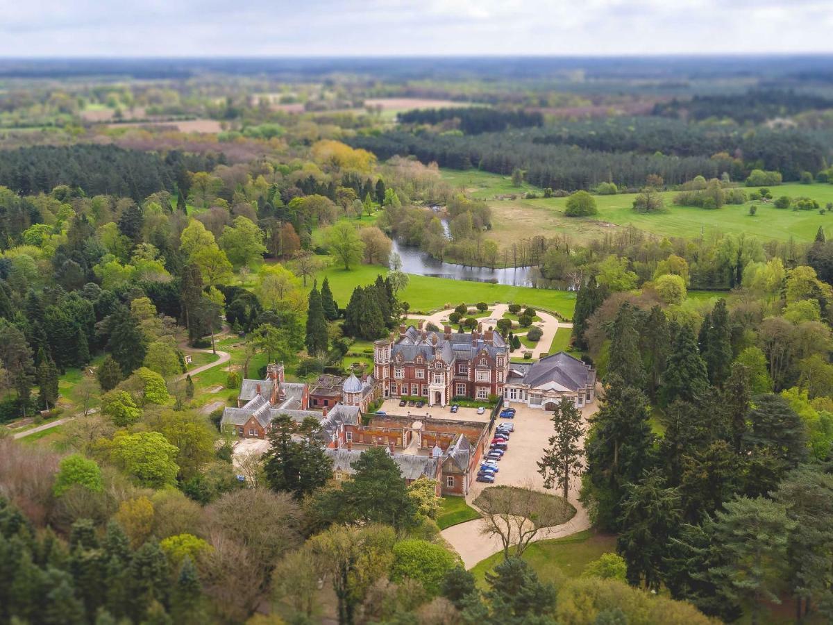 Lynford Hall Hotel Mundford Exterior photo